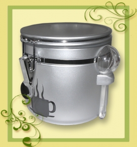 Kunststoffdose mit Löffel